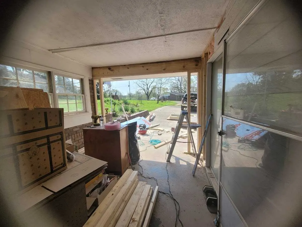 Air movers and dehumidifier for Drying & Dehumidification in Euclid